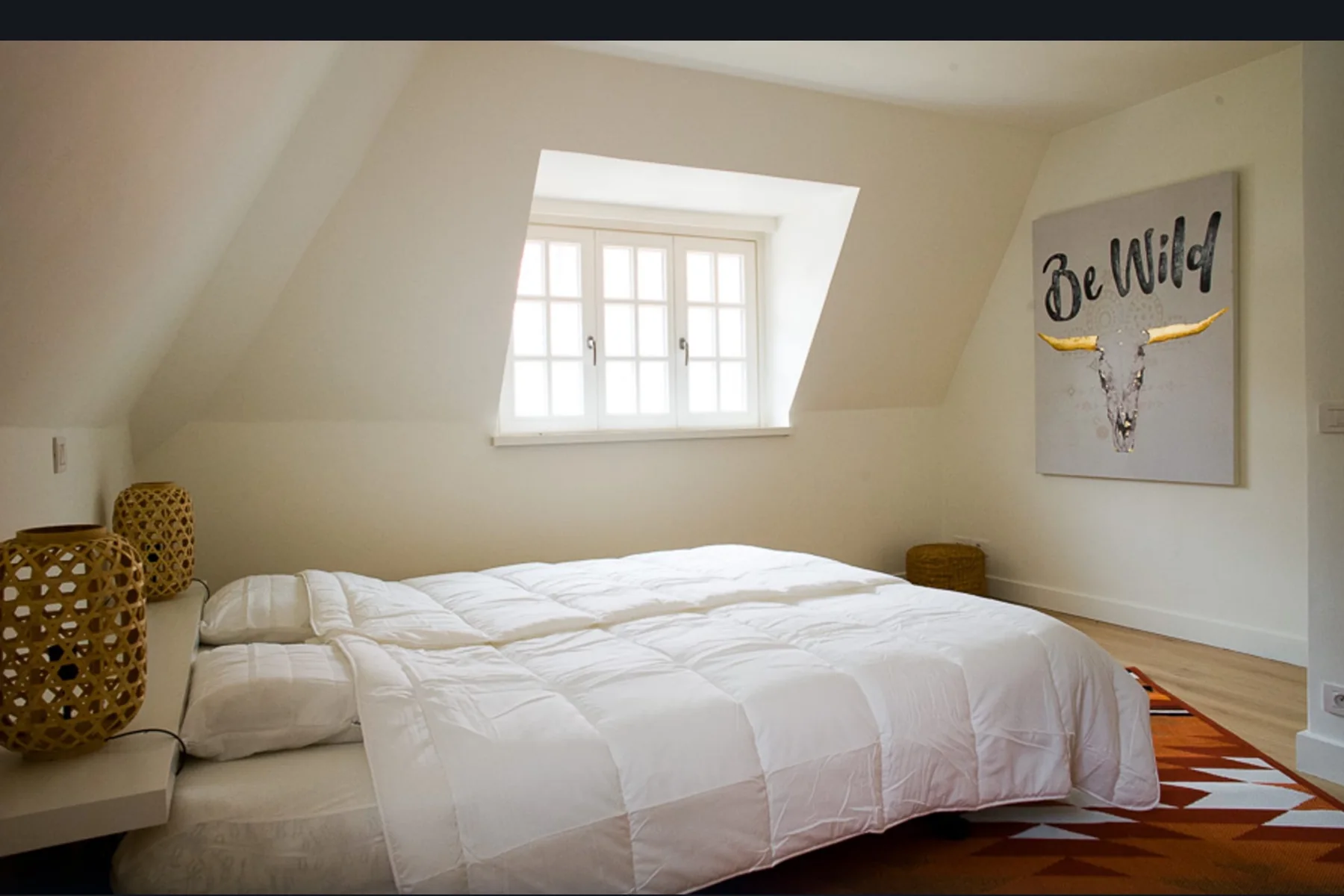 Chambre avec lit double